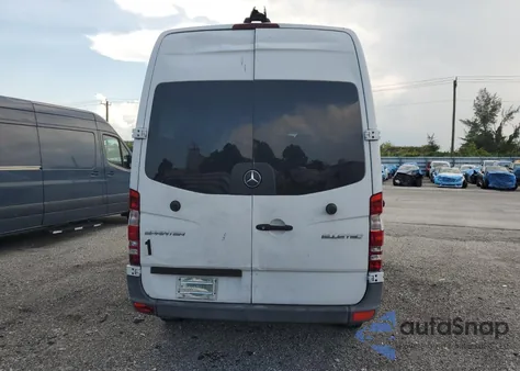 2016 Mercedes-Benz Sprinter 2500 from USA, damaged, VIN WDZPE7DD8GP191853